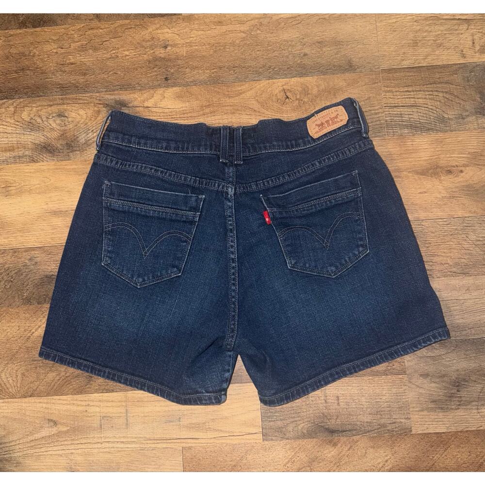 Levi’s women’s blue jeans shorts - Picture 12 of 16
